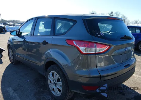 2014 Ford Escape S z USA, uszkodzony, nr VIN 1FMCU0F73EUD21516